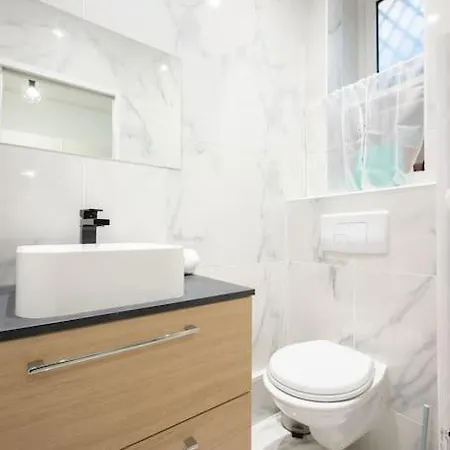 Apartment Le Fossan - Charmant De 3 Pieces, Proche Du Centre