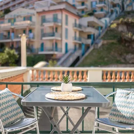 Appartement Le Fossan - Charmant De 3 Pieces, Proche Du Centre *